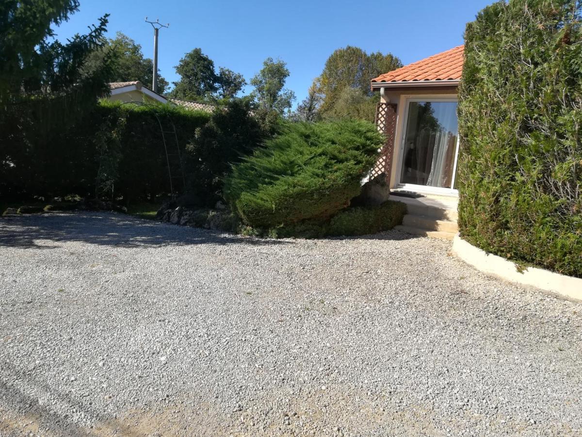 Le Ti'Roussat Bed and Breakfast Saint-André-de-Cubzac Exteriör bild
